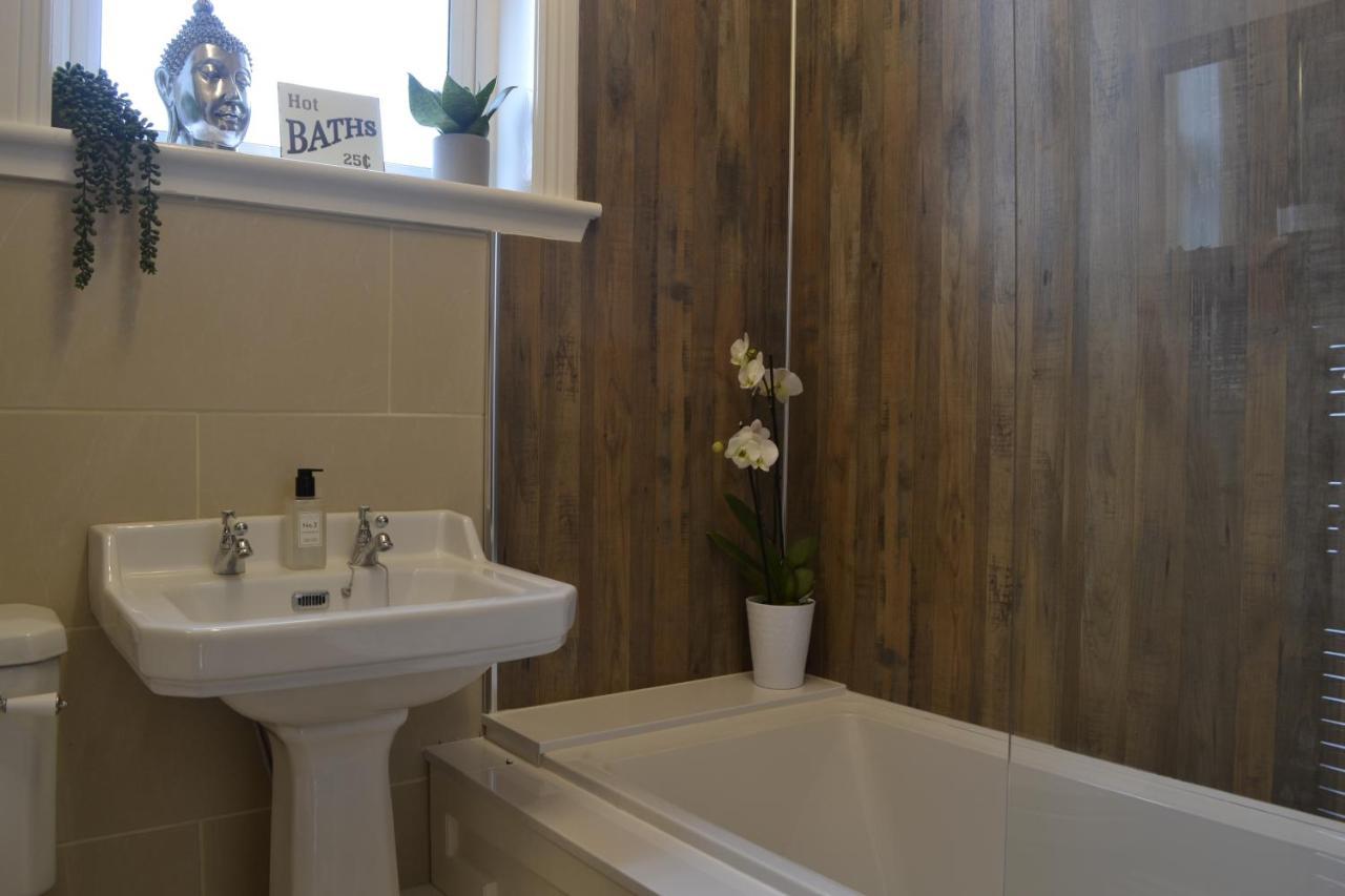 Stunning Period Townhouse With Garden, Walking Distance To Town Villa Дъмфрийс Екстериор снимка