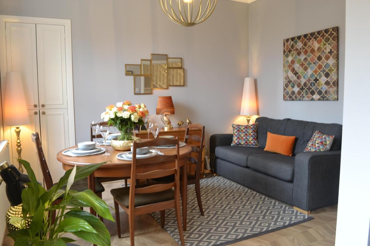 Stunning Period Townhouse With Garden, Walking Distance To Town Villa Дъмфрийс Екстериор снимка